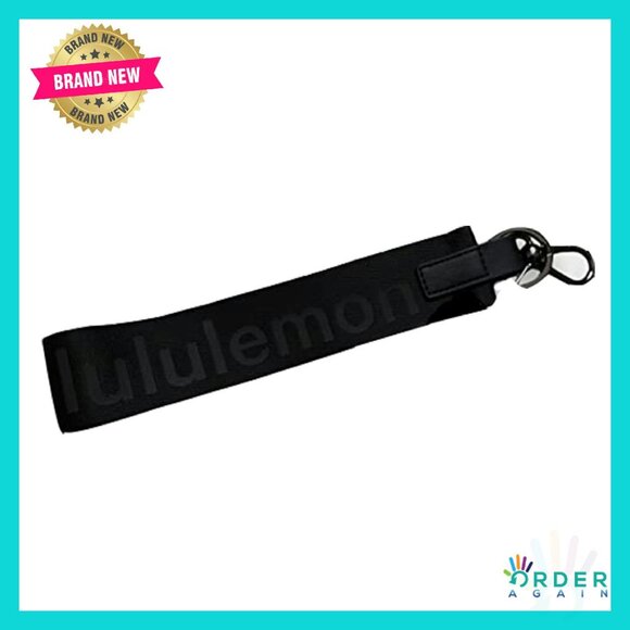 Key Chain Clip Closure Minimal Chic Everyday Essential Accessory